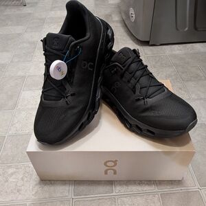 On Running Men's Black Running Shoes